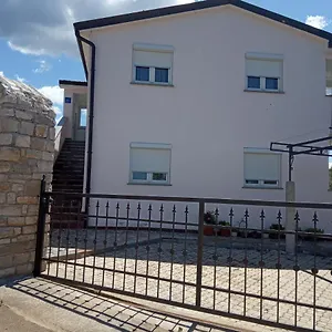 Appartamento Alina, Umago
